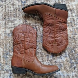 Cognac brown cowboy boots